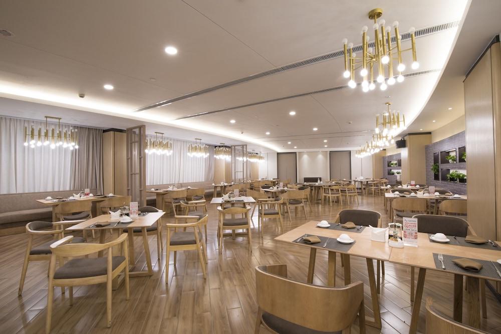 Jin Jiang Pine City Hotel Xangai Exterior foto